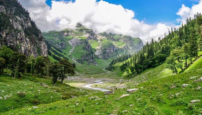 Sar Pass Trek