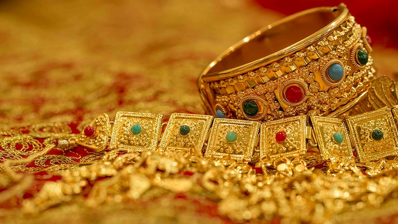 gold jewellery